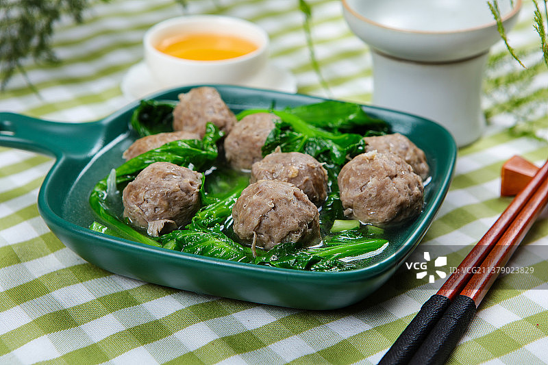 青菜煮牛丸图片素材