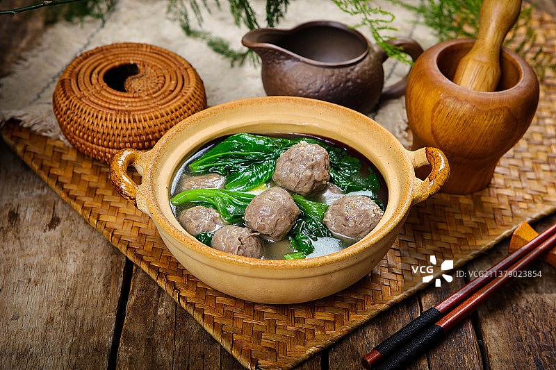青菜煮牛丸图片素材