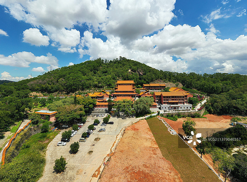 广东省深圳市宝安区石岩湿地公园弘源寺航拍图片素材