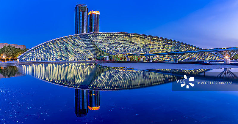 自然博物馆夜色图片素材