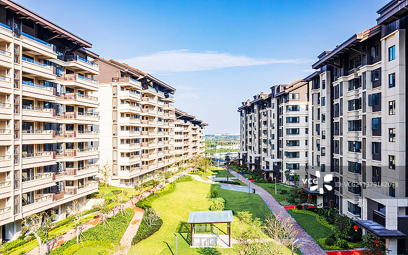 现代住宅楼社区园林景观走道图片素材