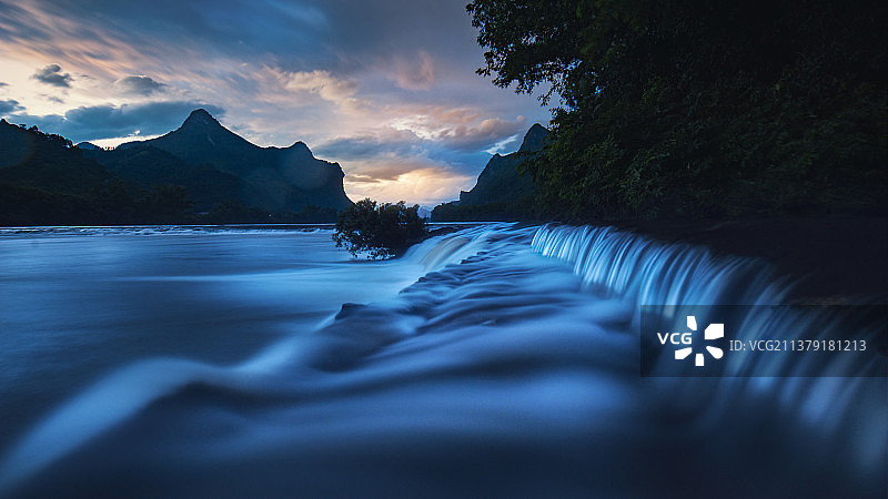 江漓江水面慢门茶江行云流水河流图片素材