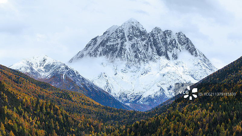 雅拉雪山·四川康定图片素材