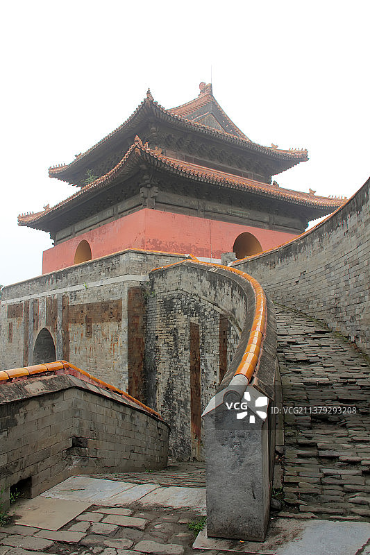 河北遵化清东陵方城明楼和宝顶通道图片素材