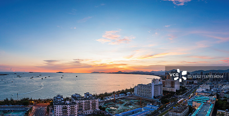 海南省三亚市天涯区三亚湾沿海全景图片素材