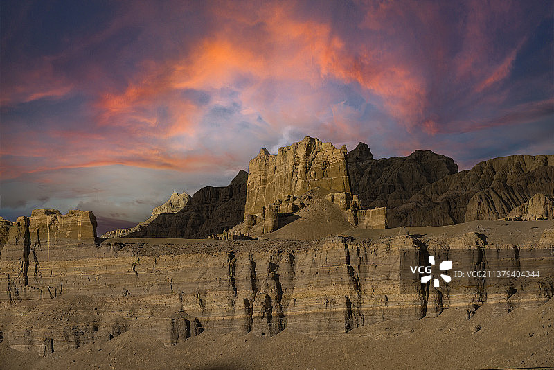 扎达土林图片素材