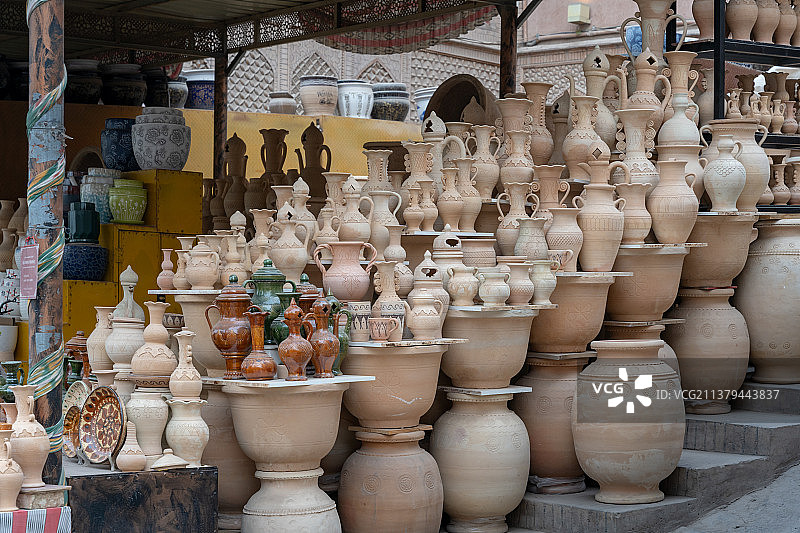 喀什古城的陶罐图片素材