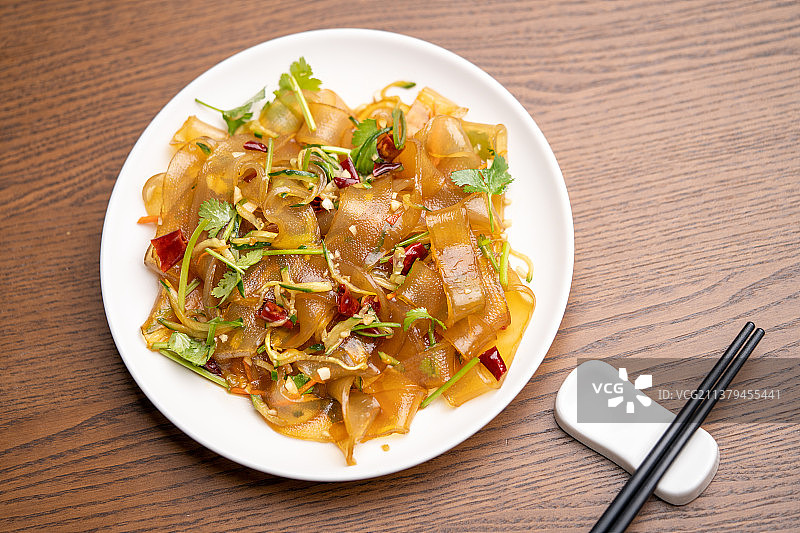 东北特色凉菜大拉皮图片素材