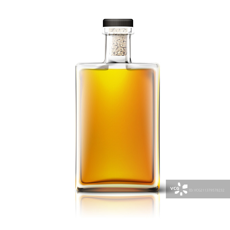 白色背景上隔离的空白方形威士忌酒瓶图片素材