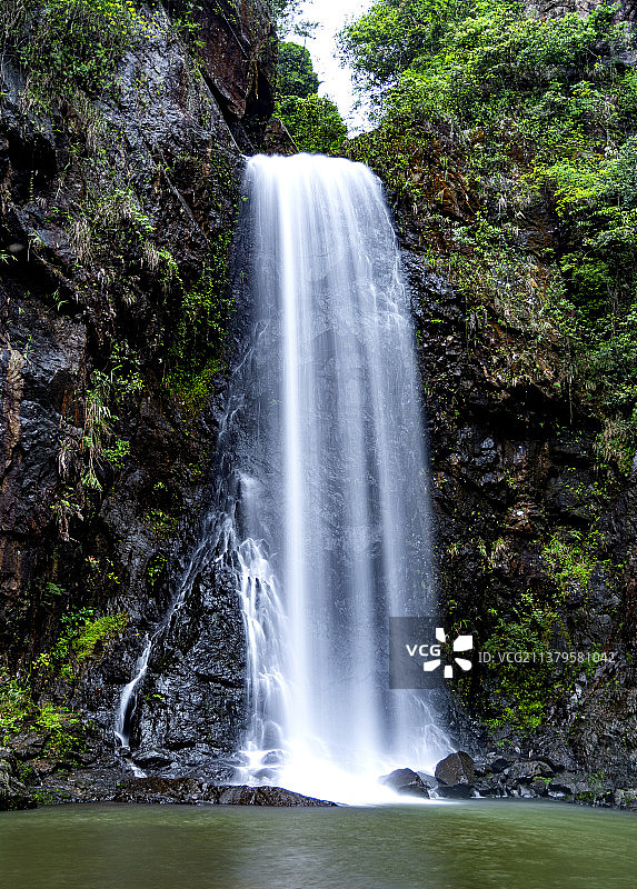 深圳马峦山瀑布图片素材