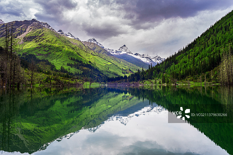 四姑娘山图片素材