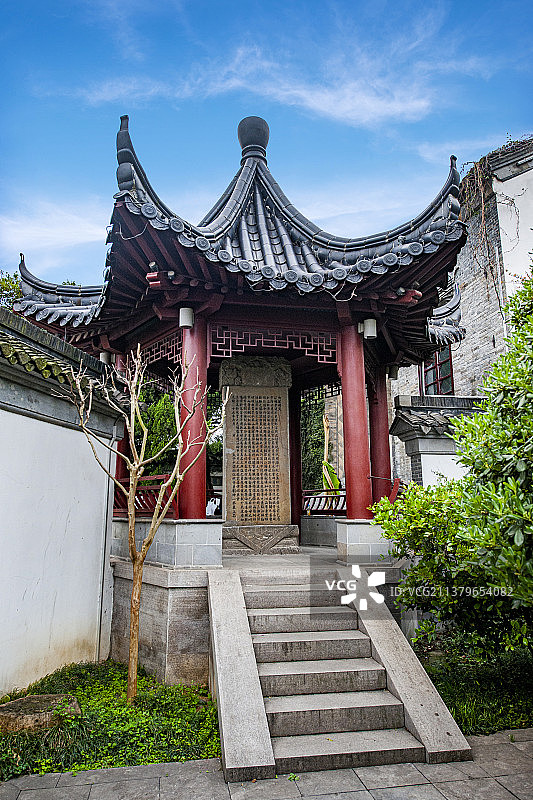 镇江北固山公园甘露寺御碑亭图片素材