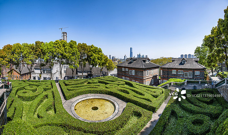 江苏镇江英国领事馆旧址内园林图片素材