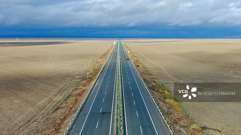 新疆连霍高速图片素材
