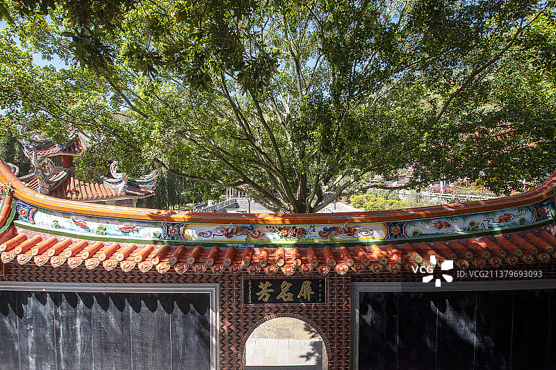 闽南著名的千年古刹泉州南安灵应寺图片素材