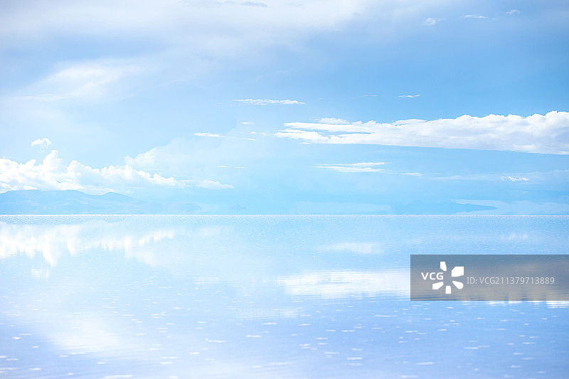 玻利维亚乌尤尼天空之境图片素材