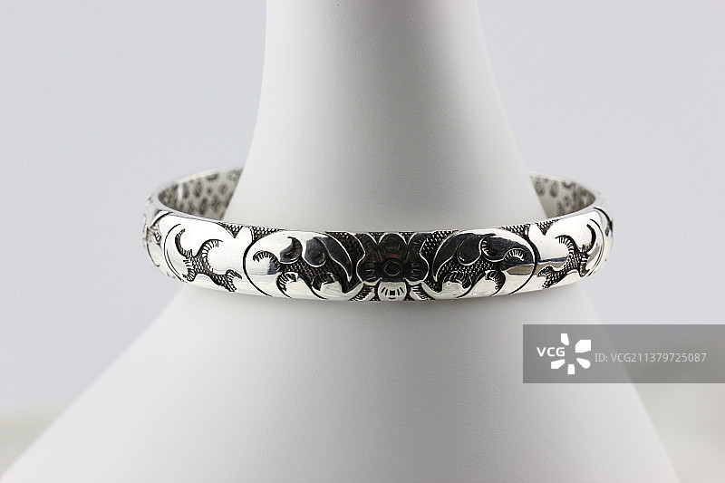 银手镯，电商图，细节图片素材