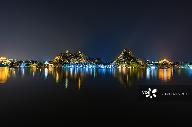 柳州夜景，金沙角，亚洲第一大人工瀑布图片素材