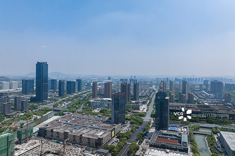 航拍绍兴柯桥CBD城市天际线白昼风光图片素材