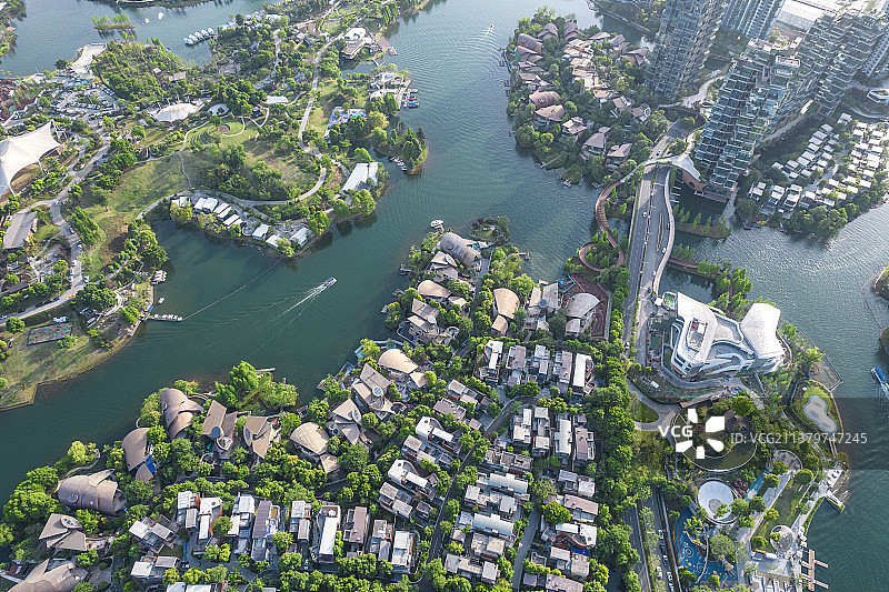 成都天府新区麓湖航拍城市风光图片素材