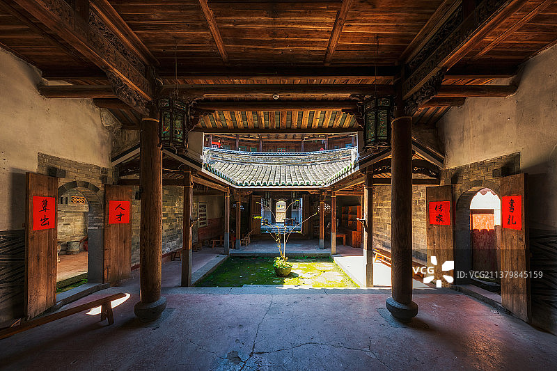 世界文化遗产、全国重点文物保护单位，福建省龙岩市南溪土楼群——衍香楼（土楼沟南江景区）内部空间图片素材