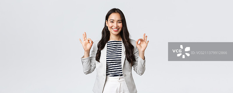 商业金融就业：成功的女性企业家图片素材