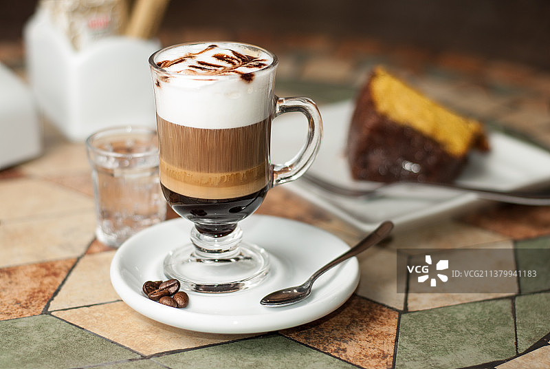 桌上的咖啡特写图片素材