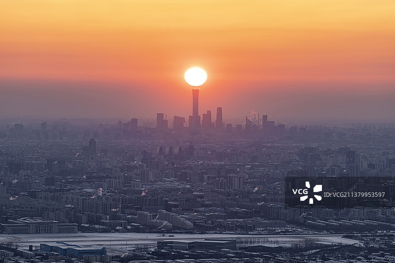 北京 北京中信大厦 悬日图片素材