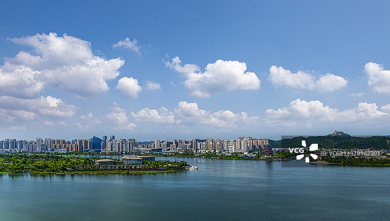 我的春天我的城图片素材