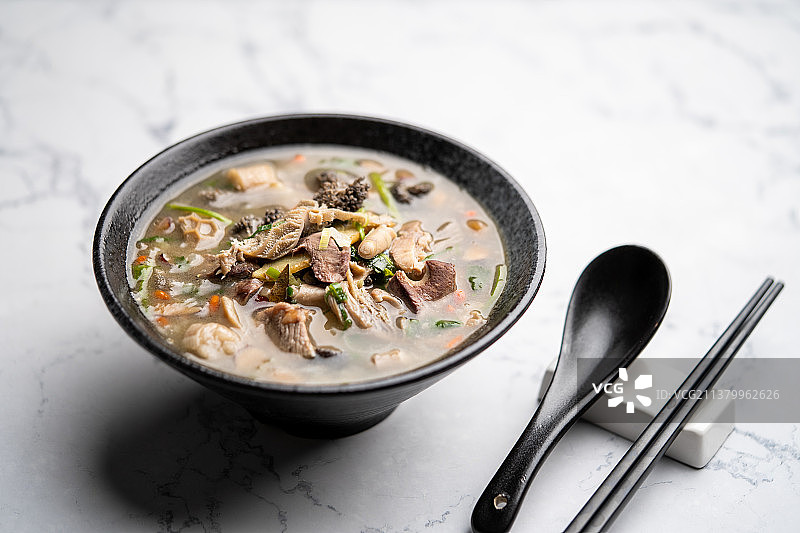 美味养生羊杂汤图片素材