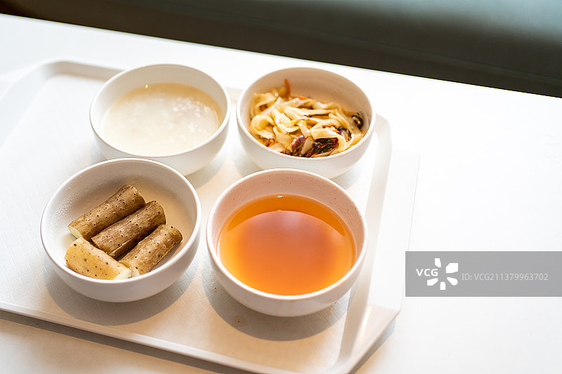 月子中心营养组合月子餐早餐图片素材