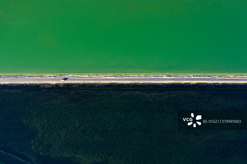 西台吉乃尔湖图片素材