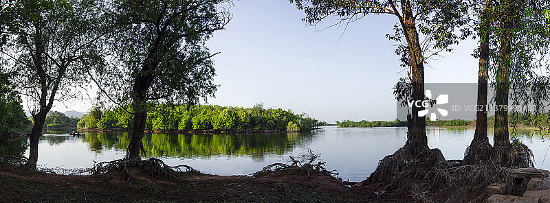 宁静的三岔湖图片素材