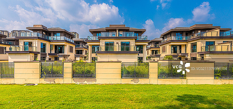 别墅建筑外立面图片素材