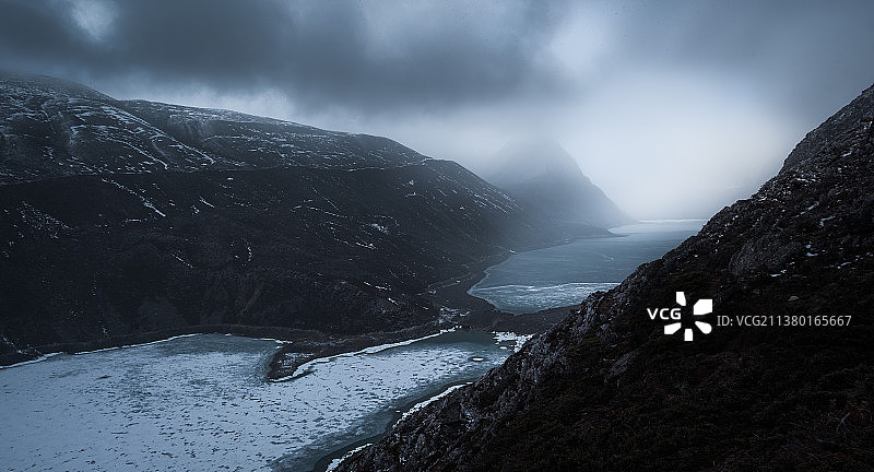 被隐藏的库拉岗日图片素材