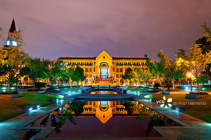 华东政法大学校园景色图片素材