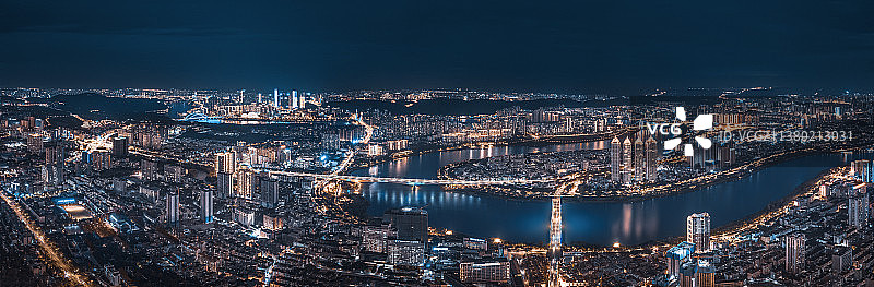 城市璀璨江湾夜景图片素材