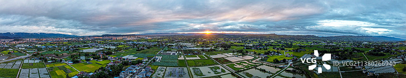 航拍视角下的图片素材