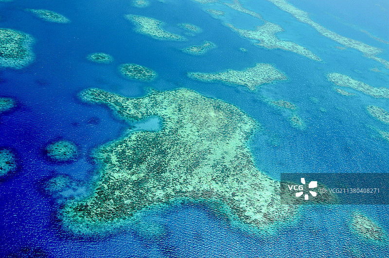 航拍帕劳“海上花园”——洛克群岛图片素材