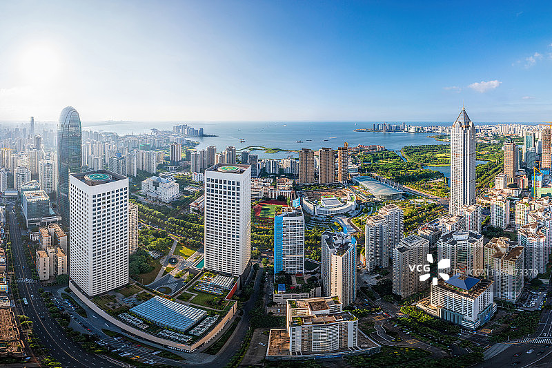 海南岛海口市万绿园国贸CBD/万绿园/海口湾1号建筑群全景航拍图片素材