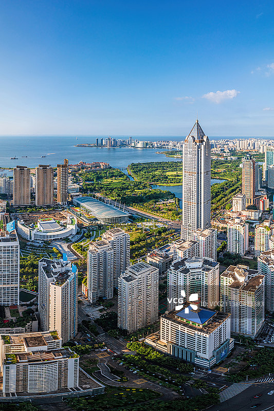 海南岛海口市万绿园国贸CBD/万绿园/海口湾1号建筑群全景航拍图片素材