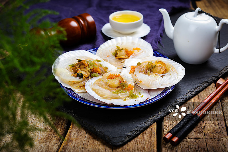 鲜美蒜蓉粉丝贝图片素材