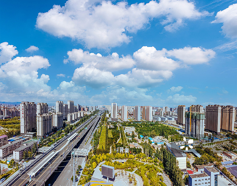 呼和浩特 地标 航拍 玉泉区 锡林公园图片素材