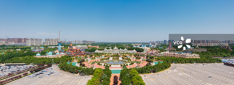 河南郑州方特欢乐世界（方特梦幻王国）夏季户外航拍图片素材