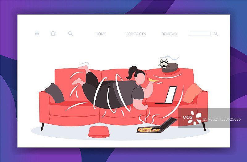 肥胖的女人躺在沙发上图片素材