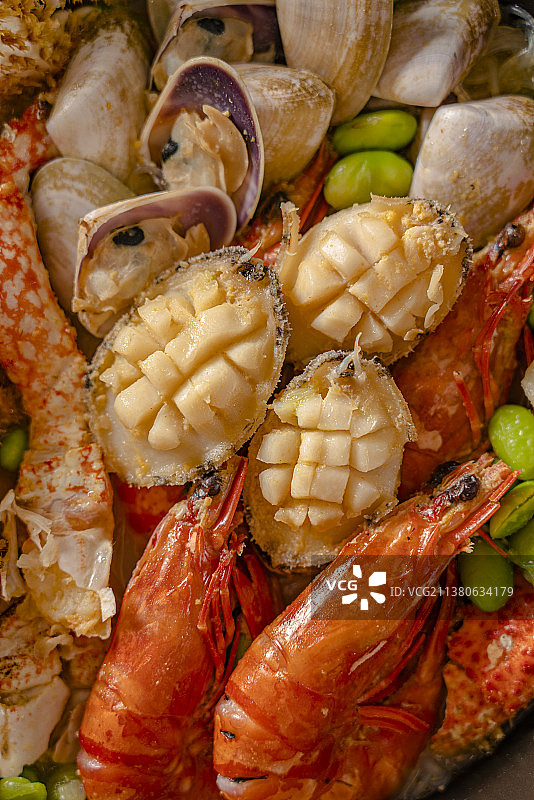 鲍鱼花蟹蛤蜊虾高端海鲜粉丝煲特写图片素材