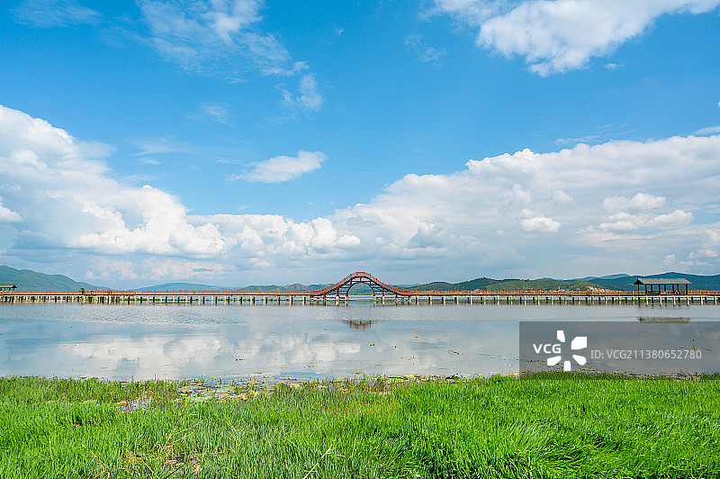 云南省红河州石屏县异龙湖风光图片素材