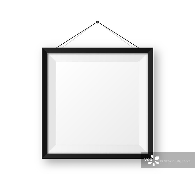 逼真的挂墙空白黑色画框图片素材