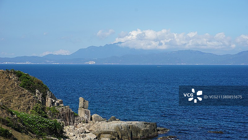 香港西贡塔门岛,草洲 吕字叠石,平衡岩石图片素材