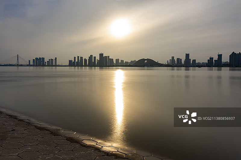 长江夕照图片素材